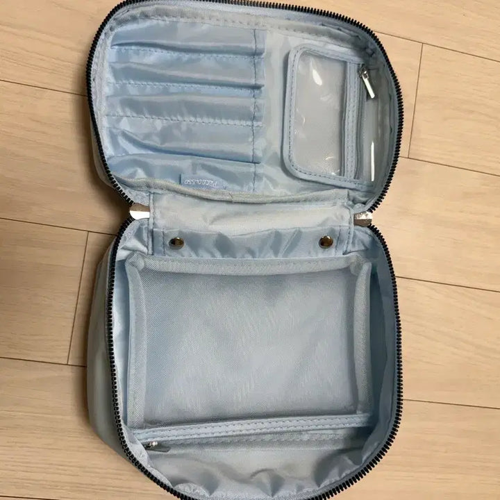 [BUNJANG] Piccasso Aurora Dream Edition Pouch / 새상품) 피카소 오로라드림 에디션 파우치 (25년 홀리데이시즌 한정판)