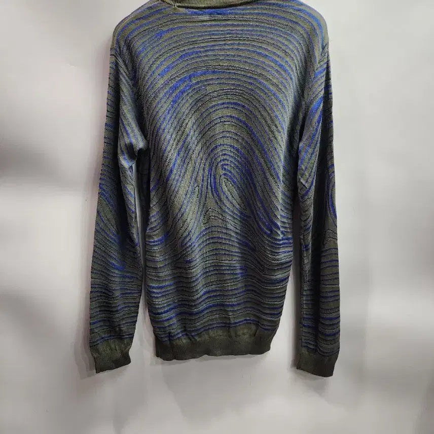 [BUNJANG] Emporio Armani Fingerprint Pattern Knitwear / (46) 엠포리오 아르마니의 지문 패턴 니트 7.9