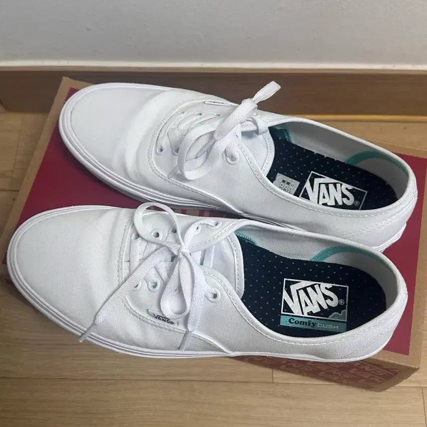 [BUNJANG] Vans Comfycush Authentic True White Sneakers / 반스 컨피쿠시 어센틱 트루 화이트 265팔아용~!