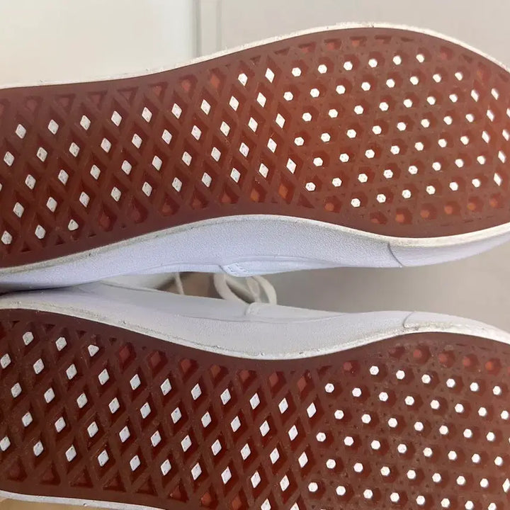 [BUNJANG] Vans Comfycush Authentic True White Sneakers / 반스 컨피쿠시 어센틱 트루 화이트 265팔아용~!