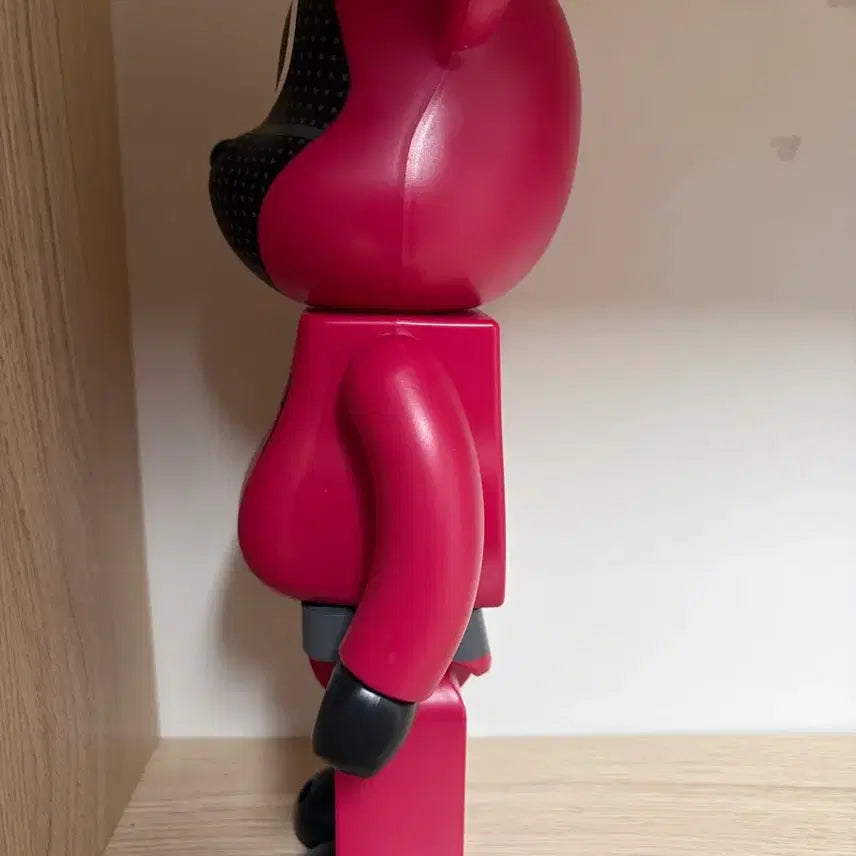 [BUNJANG] Bearbrick Squid Game Guard Circle 400% Figure / 베어브릭 오징어게임 가드 동그라미 400%