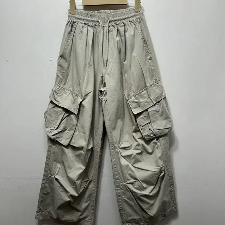 [BUNJANG] Cargo Wide Jogger Pants (Women's) / 여성 카고 와이드 카고 조거팬츠 m