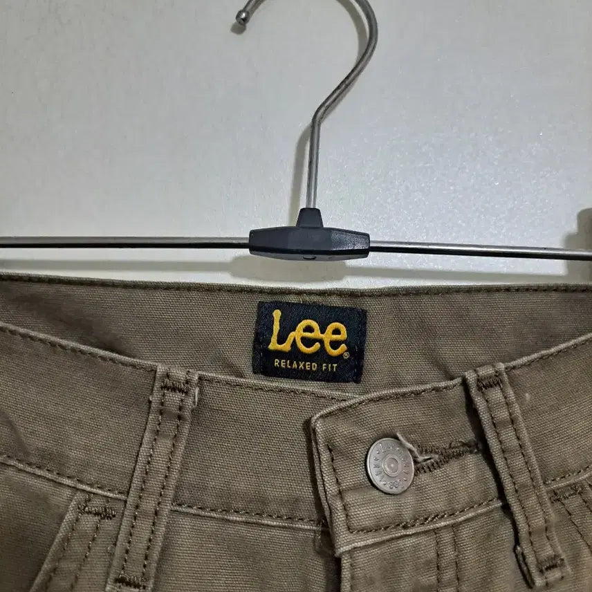 [BUNJANG] Lee Khaki Fleece-Lined Pants / Lee 리 기모 안감 바지 35사이즈
