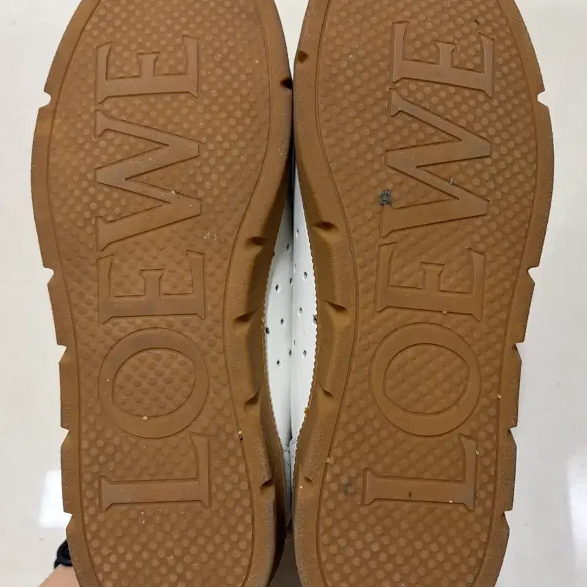 [BUNJANG] Loewe Sneakers Shoes / 정품 로에베 희귀탬 스니커즈 신발 38