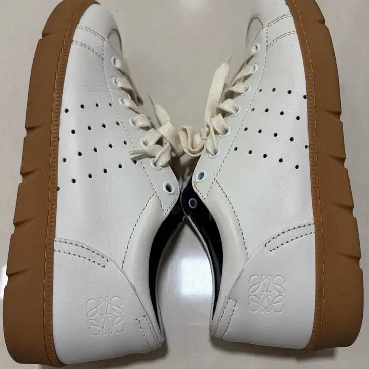 [BUNJANG] Loewe Sneakers Shoes / 정품 로에베 희귀탬 스니커즈 신발 38