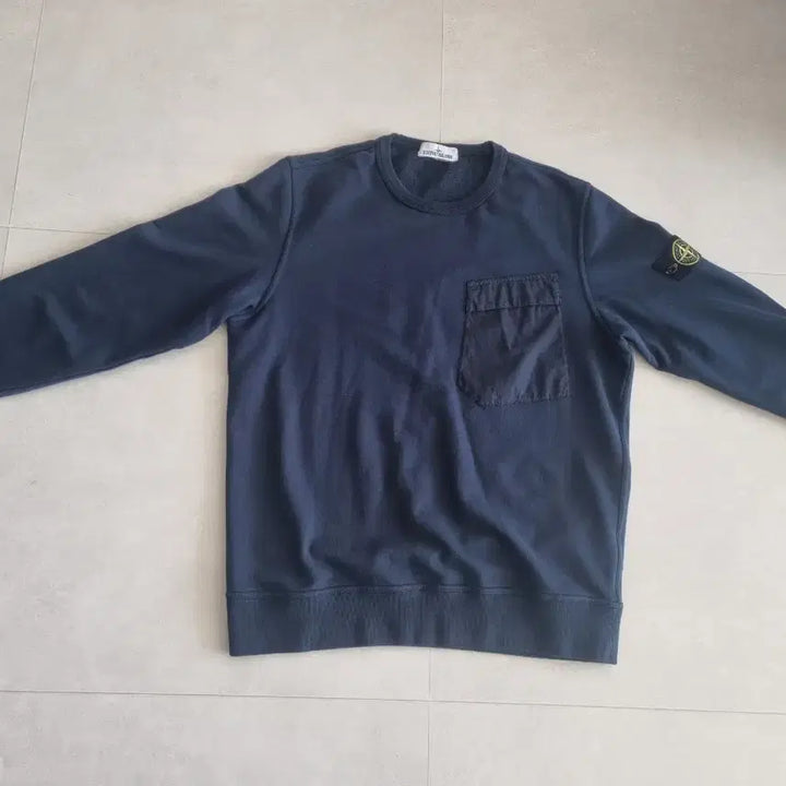 [BUNJANG] Stone Island Pocket Sweatshirt Navy XL / 스톤아일랜드 포켓 맨투맨 네이비색 XL사이즈(105~110) 정품