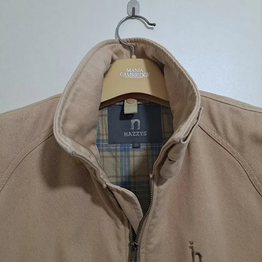 [BUNJANG] Hazzys Beige Bomber Jacket (Size 95) / 헤지스 베이지색 봄버 자켓 95사이즈