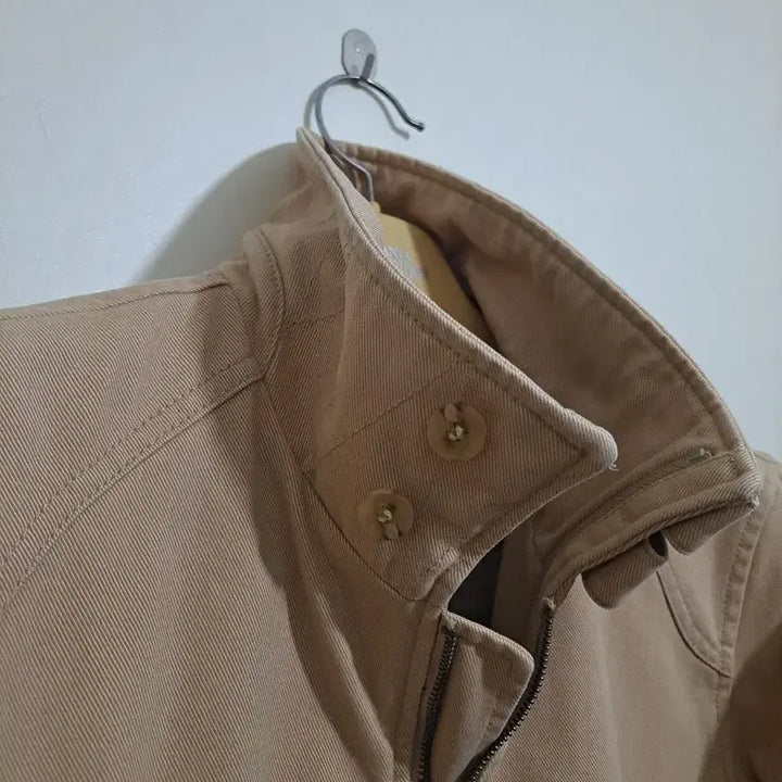 [BUNJANG] Hazzys Beige Bomber Jacket (Size 95) / 헤지스 베이지색 봄버 자켓 95사이즈