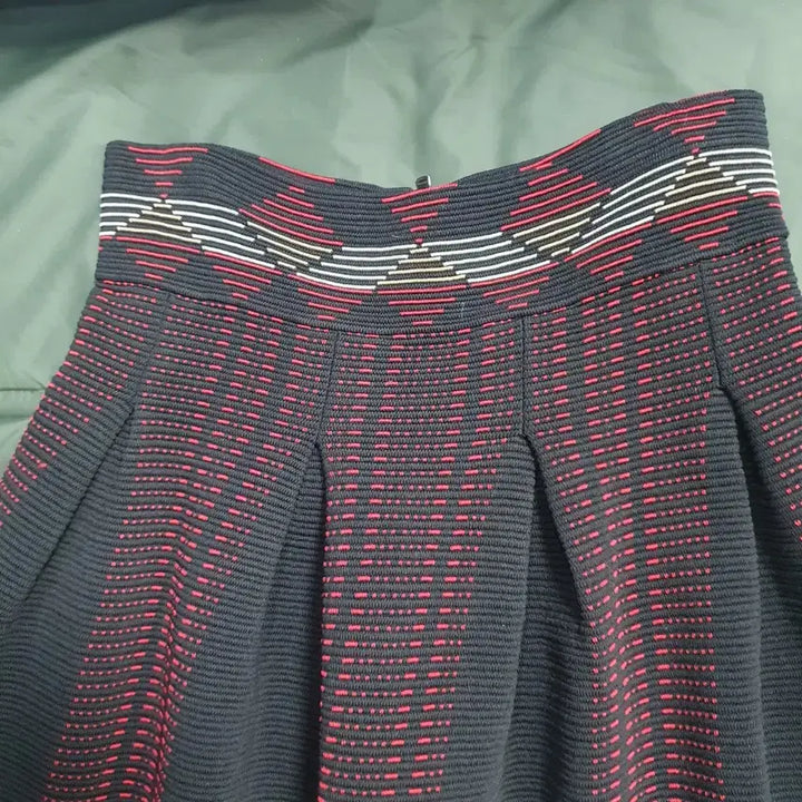 [BUNJANG] Maje Wide Banding Knit Skirt / 마쥬  (광폭 밴딩  +쫀쫀  니트) 스커트: 최저가