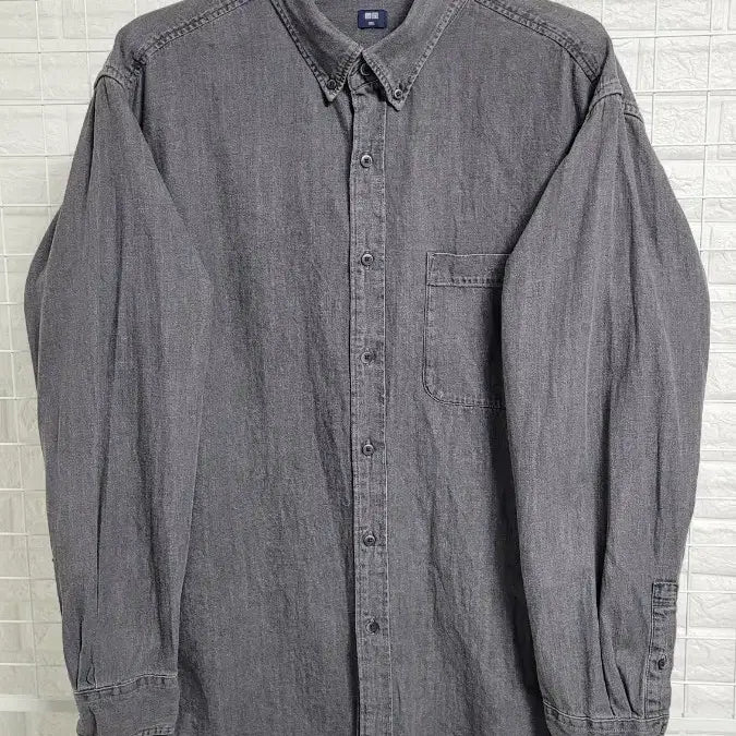 [BUNJANG] Uniqlo Oversized Black Denim Shirt / [XXXL]UNIQLO유니클로 빅사이즈 오버핏 흑청데님셔츠남방 XXXL