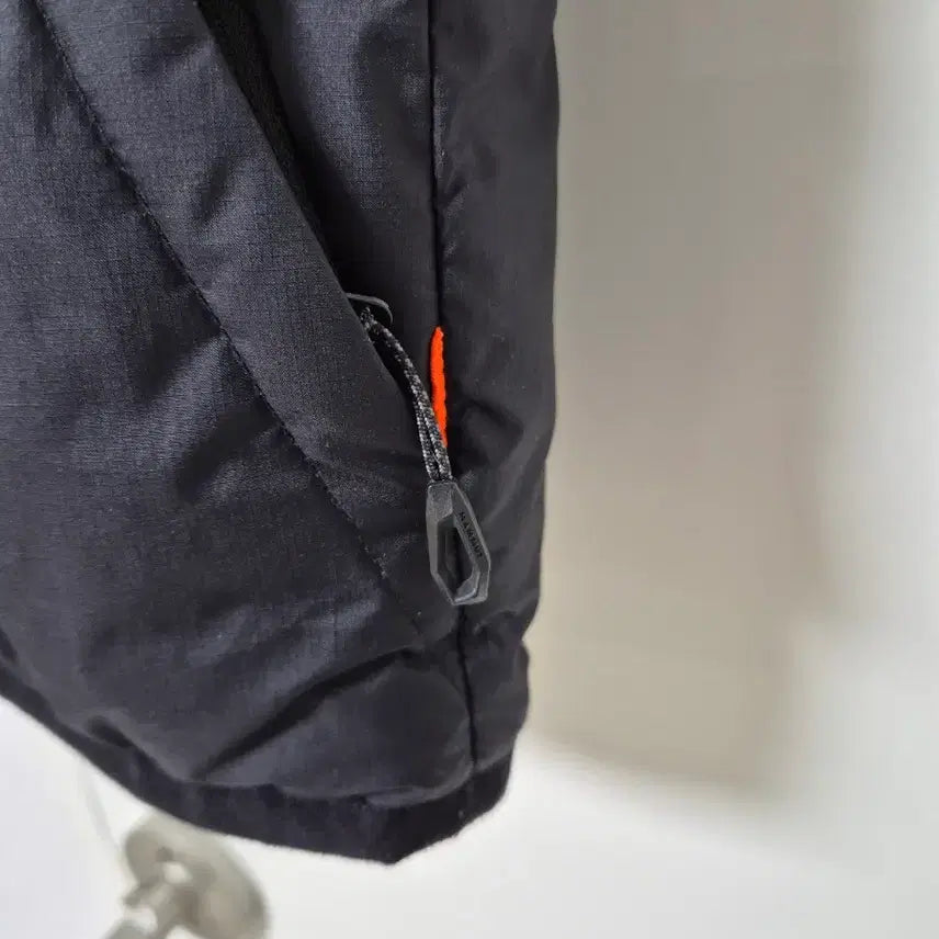 [BUNJANG] Mammut Goose Down Vest / 마무트 구스다운 패딩조끼