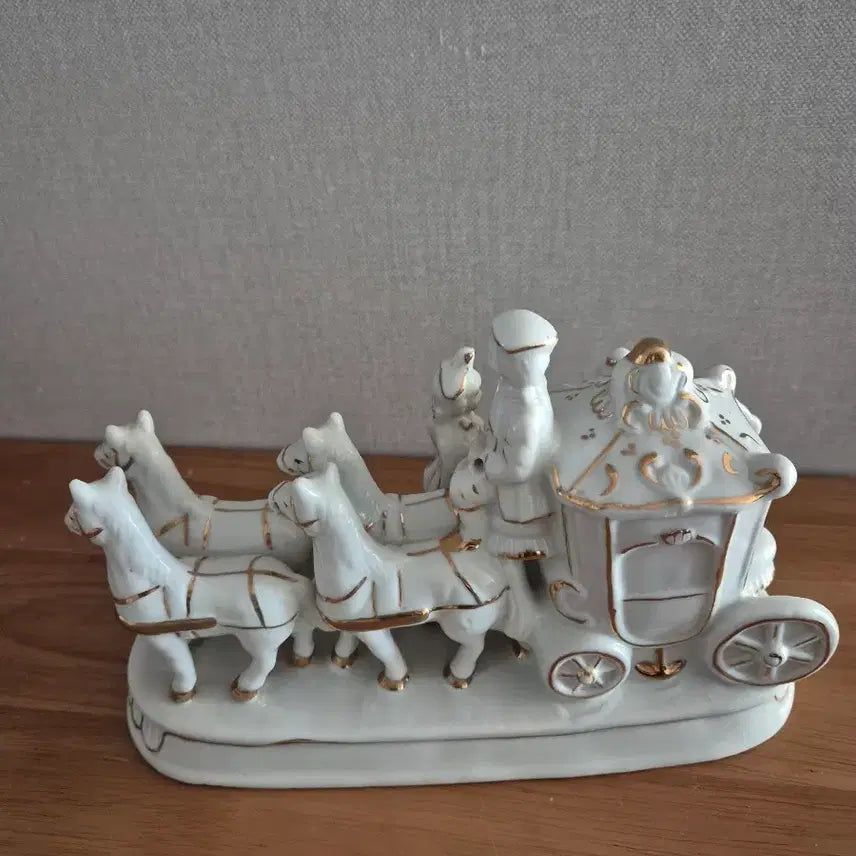 [BUNJANG] Yo-Up Development Figurine Carriage / 피겨린 마차( 요업개발)