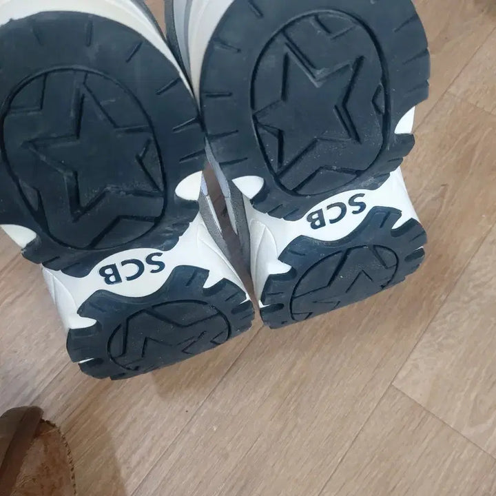 [BUNJANG] SCR Sneakers Gray/White Sneakers / SCR 스니커즈 운동화 그레이/화이트