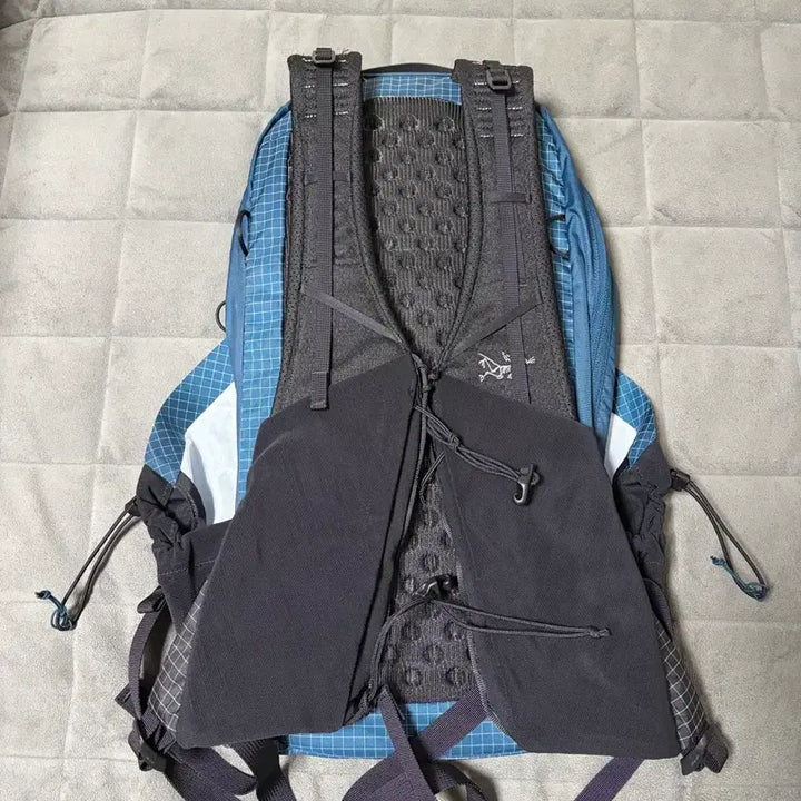 [BUNJANG] Arc'teryx Aerios 18 Backpack - Nightscape / 아크테릭스 에어리어스18 나이트스케이프