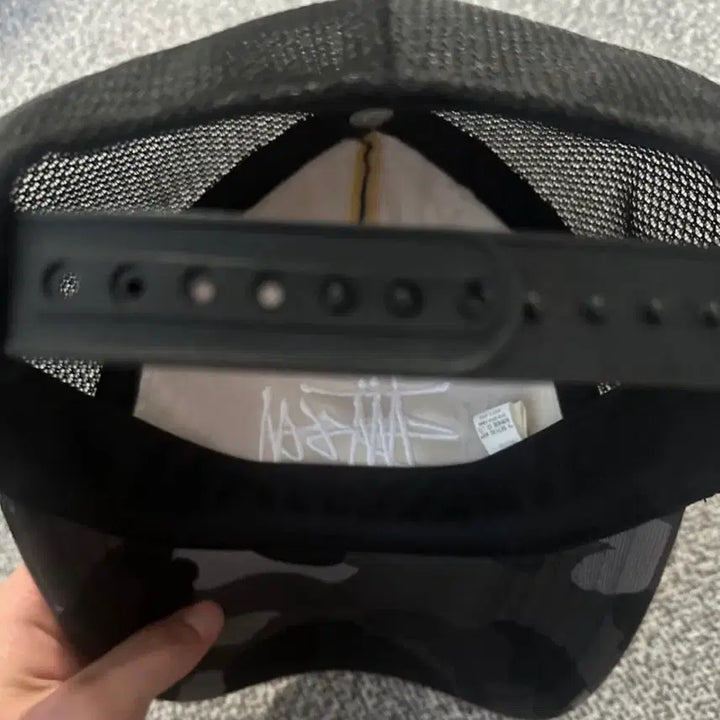 [BUNJANG] Bape Stussy Trucker Hat / 베이프 스투시 트러커