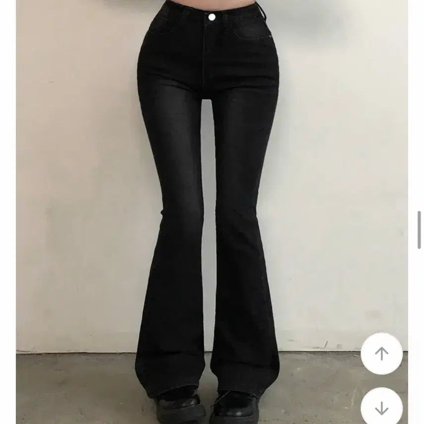 [BUNJANG] Avely Bootcut Jeans / 에이블리 부츠컷 청바지