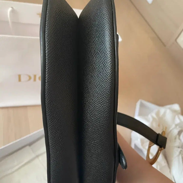 [BUNJANG] Dior Saddle Medium Shoulder Bag / 디올 새들 숄더백 미디움 가방