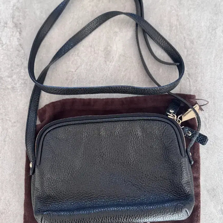 [BUNJANG] a.tesoni Crossbody Bag / a.tesoni 크로스백