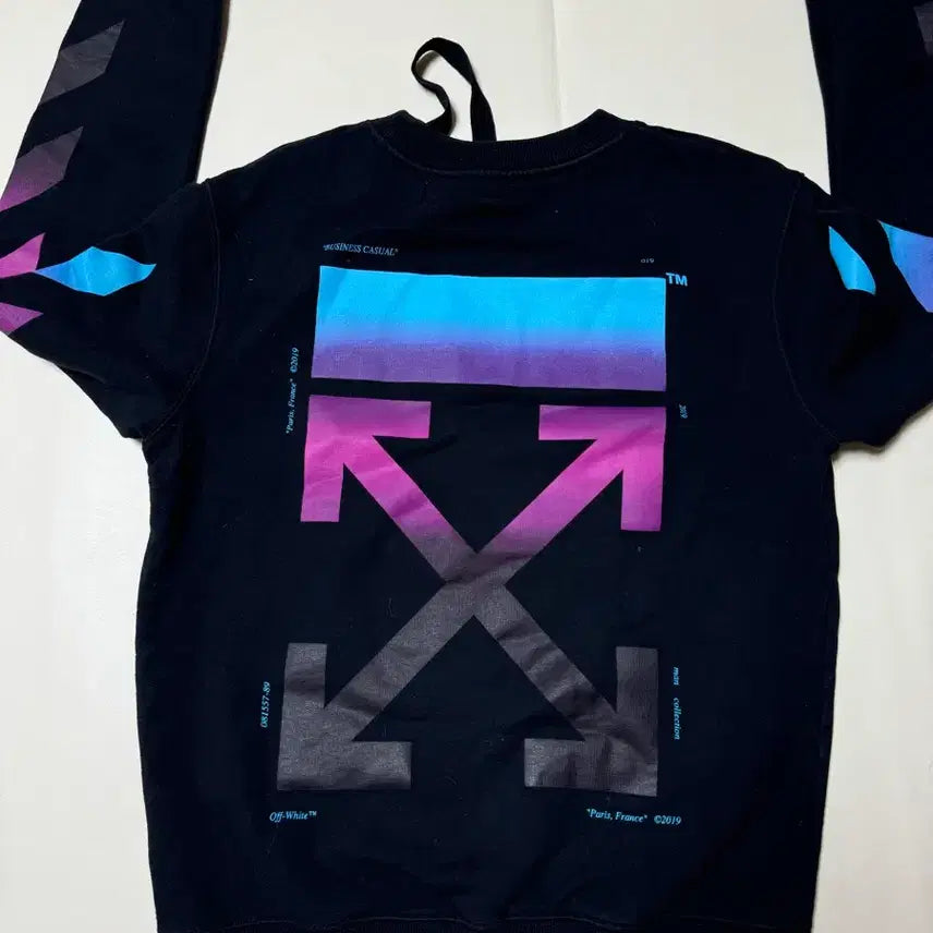 [BUNJANG] Off-White Gradient Arrow Sweatshirt / (상태AA,판매40) 오프화이트 공용 그라데이션애로우 약기모 맨투맨S 9