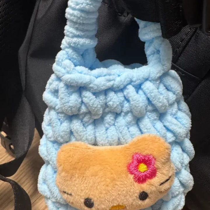 [BUNJANG] Handmade Hello Kitty Mini Bag Keyring / 손뜨개 캐릭터 미니 가방 키링
