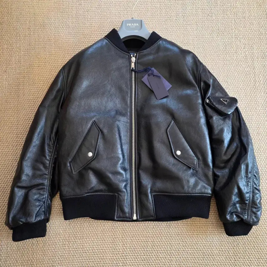 [BUNJANG] PRADA Italian Lambskin MA-1 Leather Bomber Jacket / PRADA 프라다 이탈리안 최상급 어린 양가죽 MA-1 마원 레더 보머