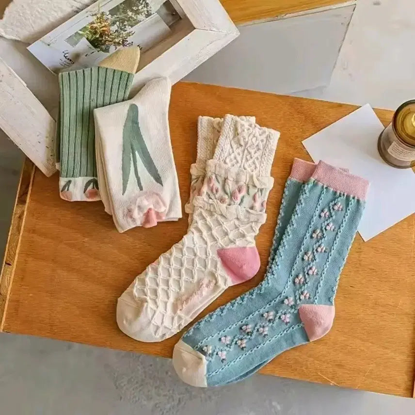 [BUNJANG] Floral Embroidery Socks Set / 플라워 자수 양말 4켤레 세트