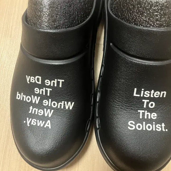 [BUNJANG] UFOs Soloist Clogs / 우포스 솔로이스트 클로그