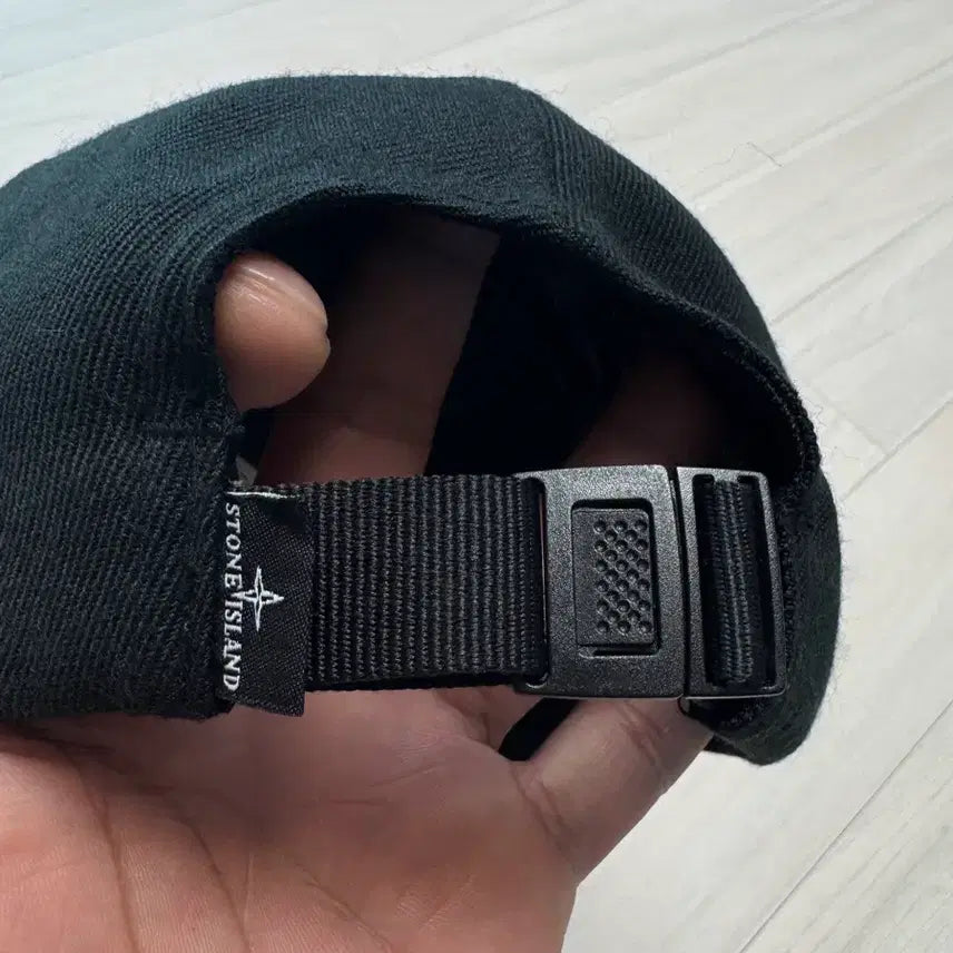 [BUNJANG] Stone Island Cap Black (Used - Like New) / 스톤아일랜드 모자 블랙(1번착용)새제품급