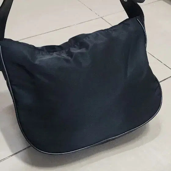 [BUNJANG] Matin Kim Buckle Crossbody Bag / 마뗑킴 버클 크로스백
