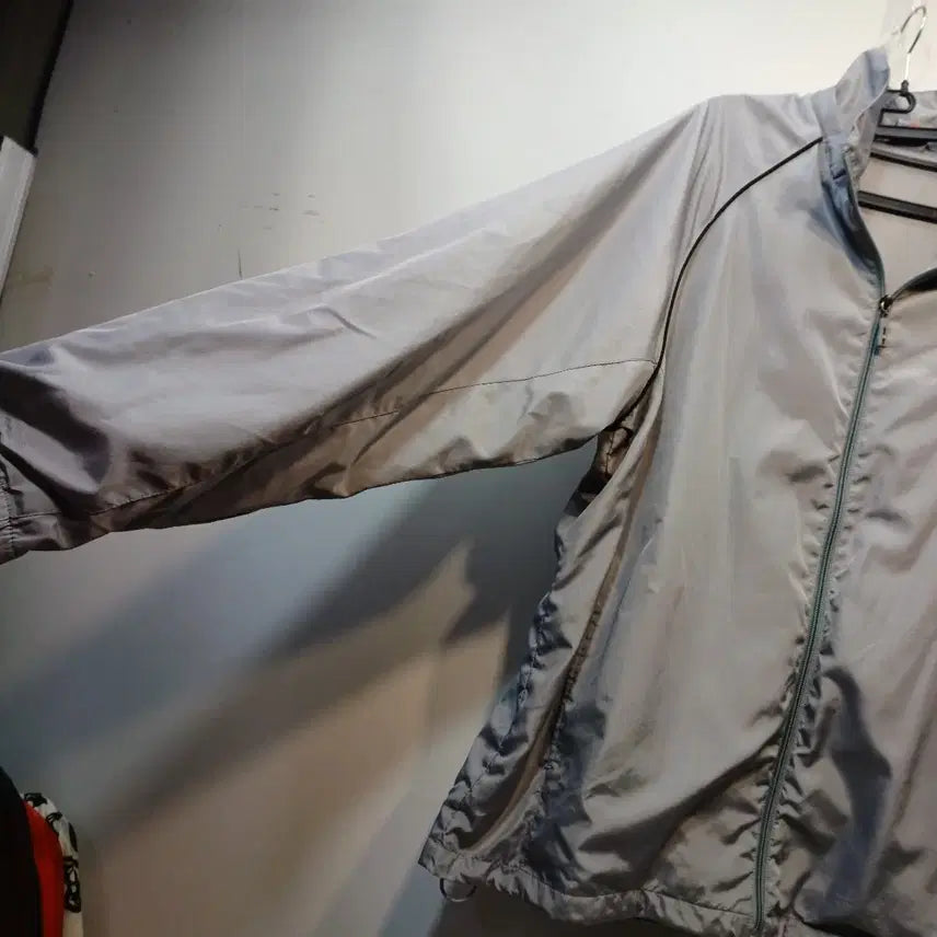 [BUNJANG] Generic Gray Windbreaker Jacket / 회색 바람막이 점퍼100~105사이즈 봄가을 62212