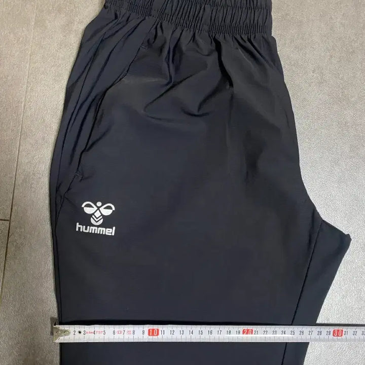 [BUNJANG] Hummel Black Training Pants / 험멜 검정색 트레이닝 바지