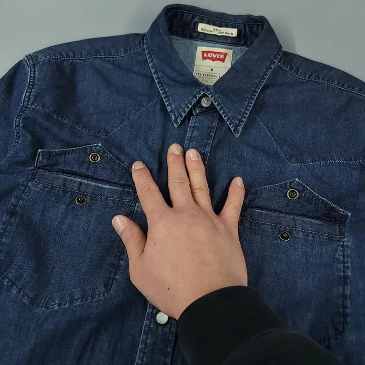 [BUNJANG] Levi's Denim Shirt / 리바이스 진청워싱 더블포켓 청 데님 남방 셔츠 M