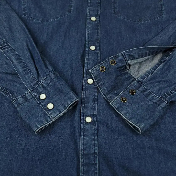 [BUNJANG] Levi's Denim Shirt / 리바이스 진청워싱 더블포켓 청 데님 남방 셔츠 M