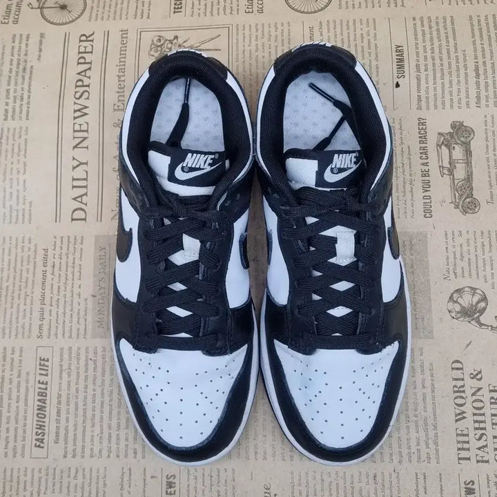 [BUNJANG] Nike Dunk Low Panda Women's Sneakers / 나이키 덩크 로우 범고래 여성스니커즈240
