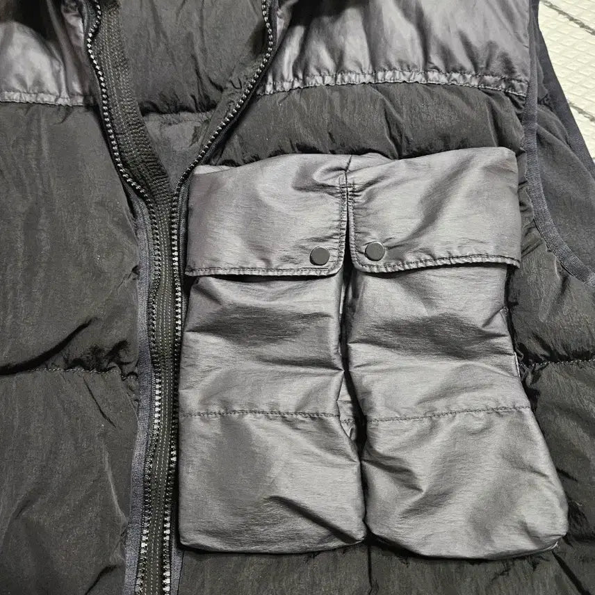 [BUNJANG] CP Company Black Padded Vest / CP컴퍼니 블랙 패딩 조끼 110~113 판매합니다