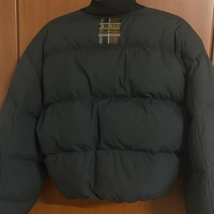 [BUNJANG] Acne Studios Cropped Bomber Padded Jacket / 아크네스튜디오 크롭 봄버 패딩자켓
