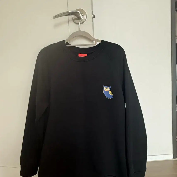 [BUNJANG] Lucky Chouette Black Sweatshirt / 럭키슈에뜨 검정 맨투맨