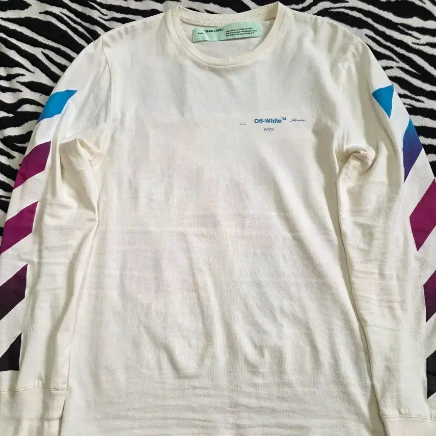 [BUNJANG] Off-White Long Sleeve T-shirt / 오프화이트 긴팔티셔츠