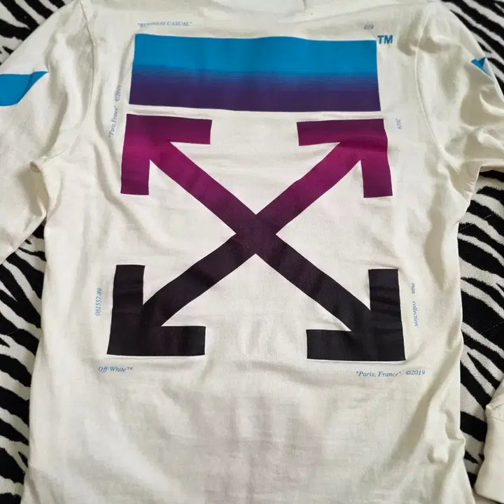 [BUNJANG] Off-White Long Sleeve T-shirt / 오프화이트 긴팔티셔츠