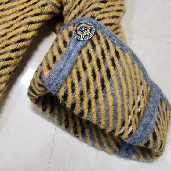 [BUNJANG] Time Loose Fit Cardigan / 한섬 타임 루즈핏 가디건 66~