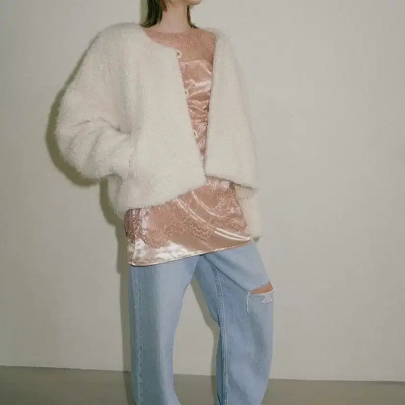 [BUNJANG] Overdue Flare Puffy Fleece Jacket / 오버듀플레어 퍼 자켓 puffy over jacket 양털재킷