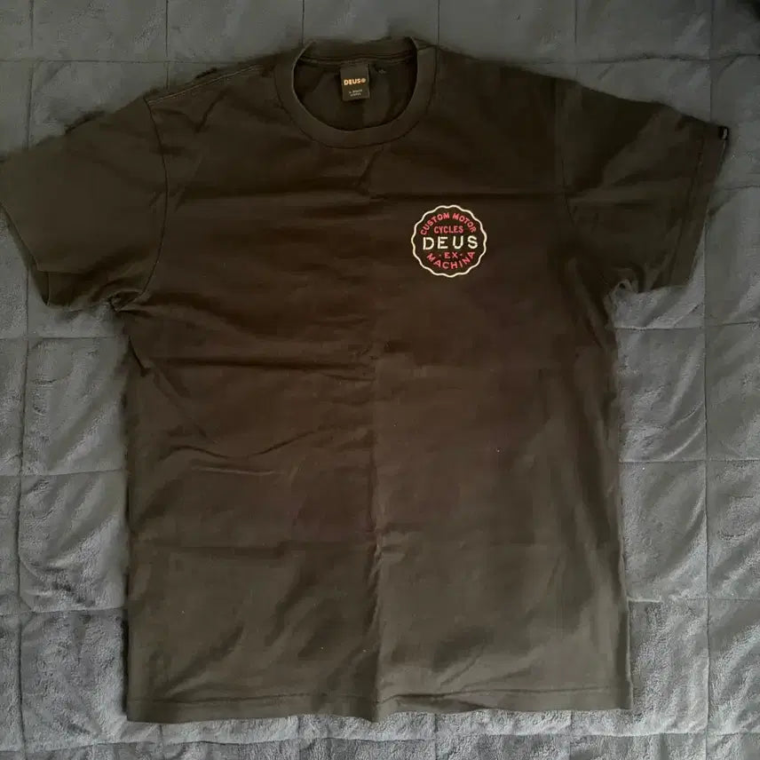 [BUNJANG] Deus Black T-shirt / 데우스 반팔티