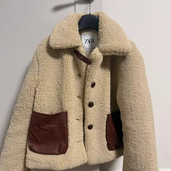 [BUNJANG] ZARA Shearling Jacket / 자라 뽀글이