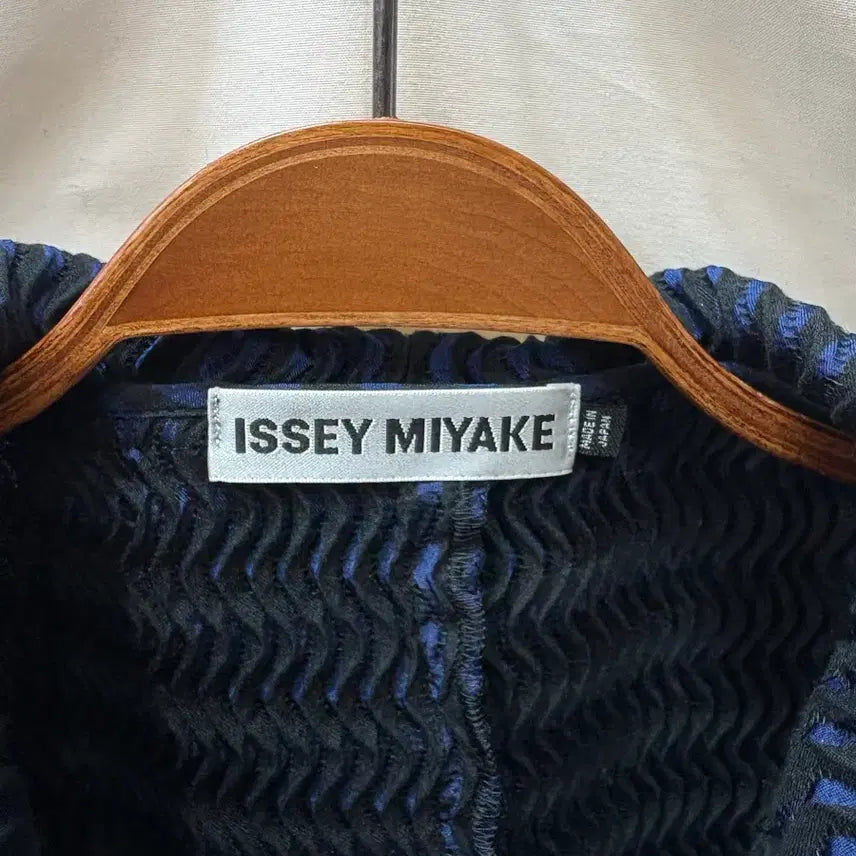 [BUNJANG] Issey Miyake Pleats Please Navy Jacket / 이세이미야케 플리츠플리즈 네이비자켓2사이즈(정품)