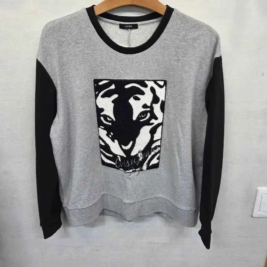 [BUNJANG] EVISU Tiger Logo Sweatshirt / 에비수 타이거 부플 로고 맨투맨 프리