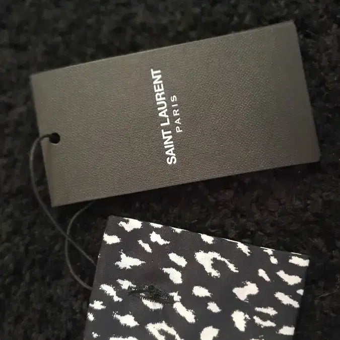 [SOLD OUT] 생로랑 스퀘어 프린트 실크 셔츠