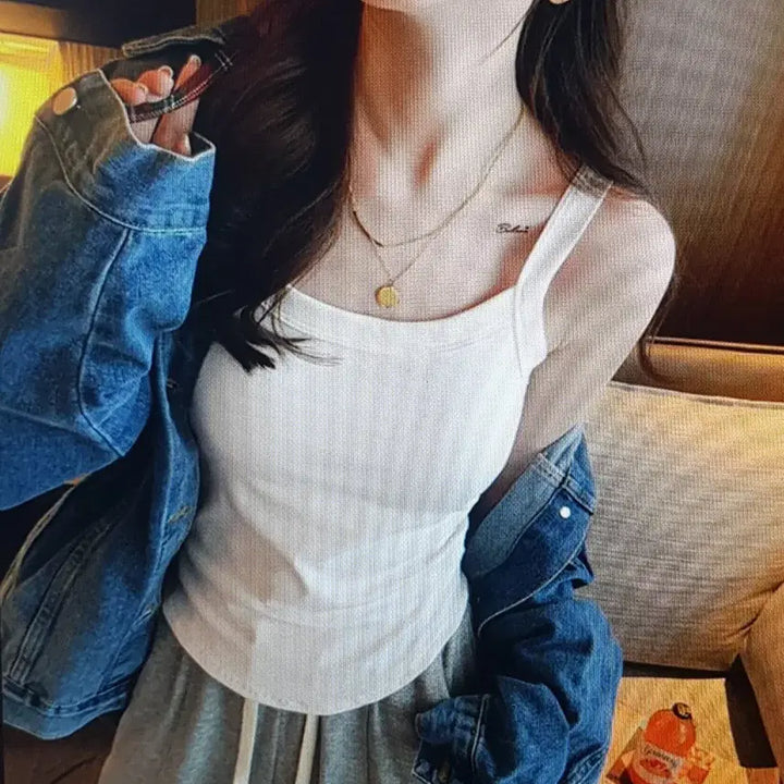 [BUNJANG] White & Black Short Top / (해외배송) 화이트 + 블랙 숏탑 (가슴패드있음)