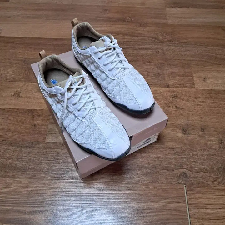 [BUNJANG] FootJoy Superlite Spikeless Golf Shoes / 새상품! 여성 골프화 풋조이 Superlite Spikeless 골프화!