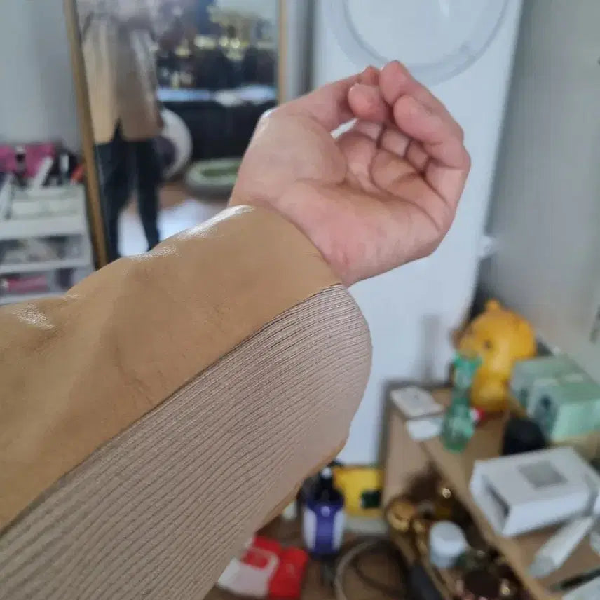 [BUNJANG] Vera Wang Beige Leather Jacket / 베라왕 베이지 가죽 재킷