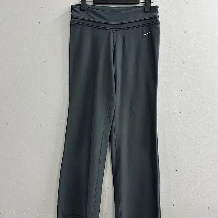 [BUNJANG] Nike Bootcut Pants (27-29 inch) / 나이키 부츠컷 팬츠 27-29인치
